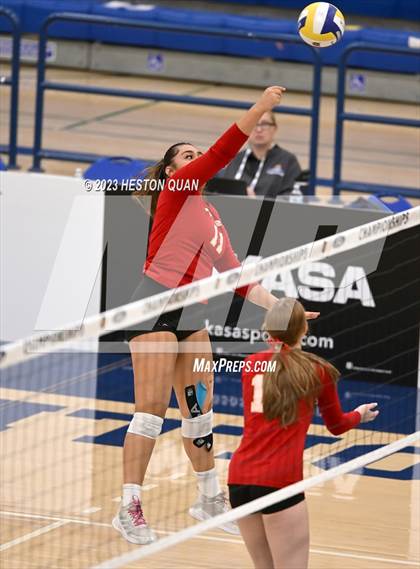 Thumbnail 2 in Orange Lutheran vs. JSerra Catholic (CIF-SS D2 Final) photogallery.