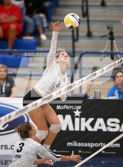 Thumbnail 3 in Orange Lutheran vs. JSerra Catholic (CIF-SS D2 Final) photogallery.