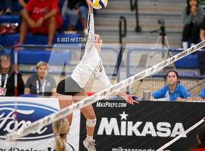 Thumbnail 2 in Orange Lutheran vs. JSerra Catholic (CIF-SS D2 Final) photogallery.