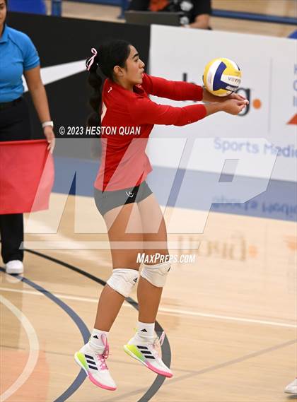 Thumbnail 3 in Orange Lutheran vs. JSerra Catholic (CIF-SS D2 Final) photogallery.