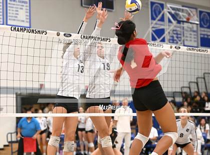 Thumbnail 3 in Orange Lutheran vs. JSerra Catholic (CIF-SS D2 Final) photogallery.