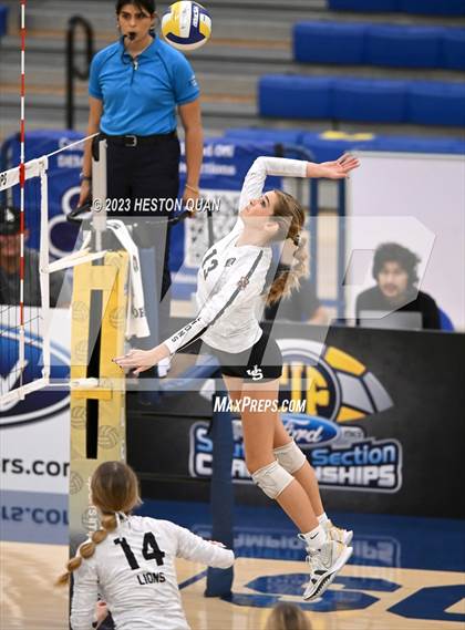 Thumbnail 2 in Orange Lutheran vs. JSerra Catholic (CIF-SS D2 Final) photogallery.