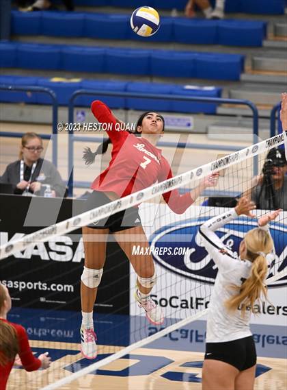 Thumbnail 2 in Orange Lutheran vs. JSerra Catholic (CIF-SS D2 Final) photogallery.