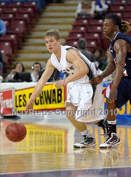 Thumbnail 2 in Modesto Christian vs. Colfax (CIF SJS D4 Final) photogallery.