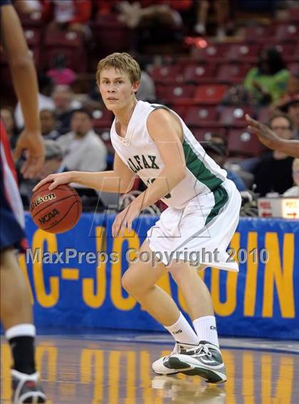 Thumbnail 3 in Modesto Christian vs. Colfax (CIF SJS D4 Final) photogallery.