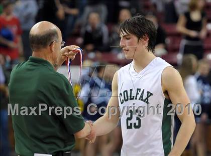 Thumbnail 2 in Modesto Christian vs. Colfax (CIF SJS D4 Final) photogallery.