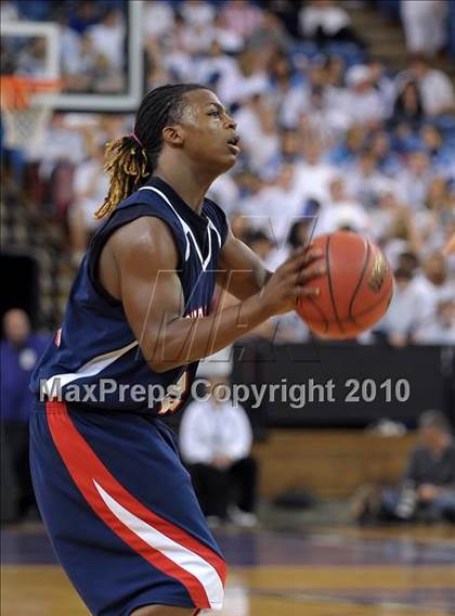 Thumbnail 3 in Modesto Christian vs. Colfax (CIF SJS D4 Final) photogallery.
