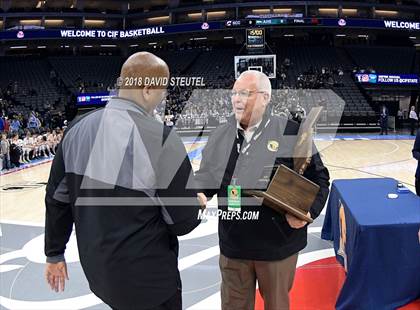 Thumbnail 1 in Santa Clarita Christian vs. Argonaut (CIF State D5 Final) photogallery.
