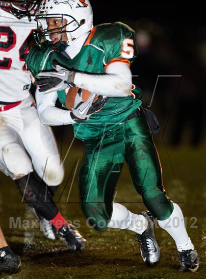 Thumbnail 3 in Thomasville vs. East Lincoln (NCHSAA 2A Playoffs) photogallery.