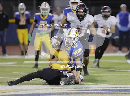Thumbnail 3 in Glendora vs Agoura (CIF SS Division 6 Round 1) photogallery.