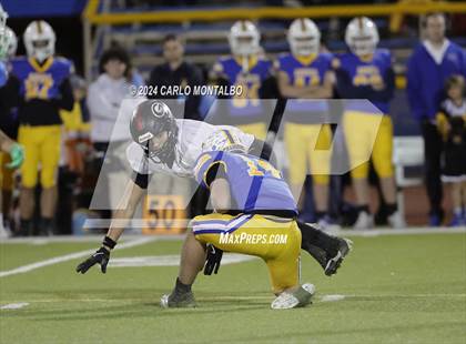 Thumbnail 3 in Glendora vs Agoura (CIF SS Division 6 Round 1) photogallery.
