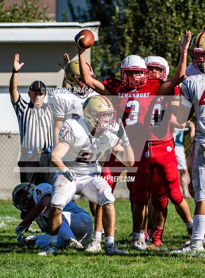Thumbnail 3 in Boston College High @ Tewksbury Memorial photogallery.