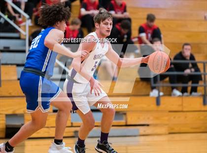 Thumbnail 2 in Georgetown vs. Hallsville (2021 Chicken Express Holiday Extravaganza) photogallery.