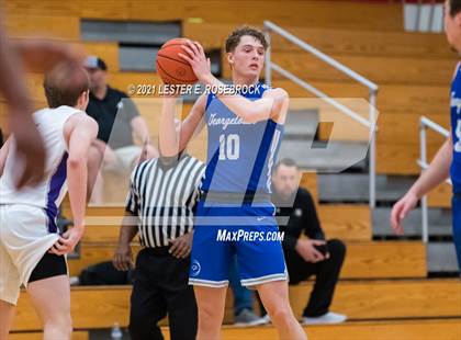 Thumbnail 1 in Georgetown vs. Hallsville (2021 Chicken Express Holiday Extravaganza) photogallery.