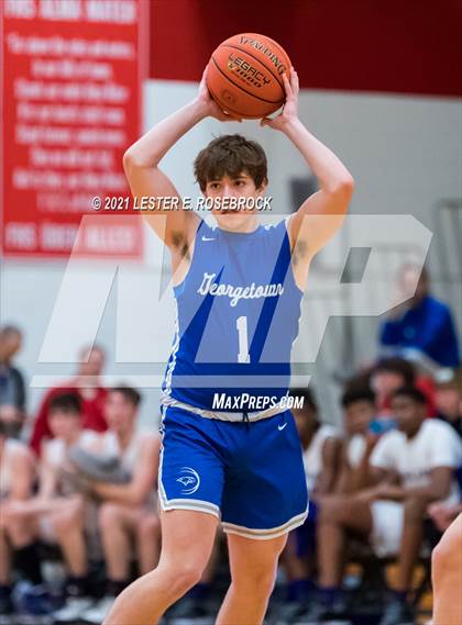 Thumbnail 2 in Georgetown vs. Hallsville (2021 Chicken Express Holiday Extravaganza) photogallery.