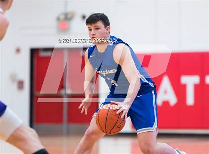 Thumbnail 3 in Georgetown vs. Hallsville (2021 Chicken Express Holiday Extravaganza) photogallery.
