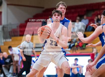 Thumbnail 3 in Georgetown vs. Hallsville (2021 Chicken Express Holiday Extravaganza) photogallery.