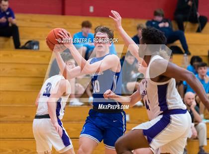 Thumbnail 3 in Georgetown vs. Hallsville (2021 Chicken Express Holiday Extravaganza) photogallery.