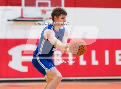 Thumbnail 1 in Georgetown vs. Hallsville (2021 Chicken Express Holiday Extravaganza) photogallery.