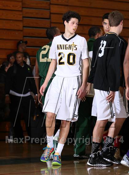 Thumbnail 2 in Bishop Montgomery vs. Long Beach Poly (Paul Pierce Classic)  photogallery.