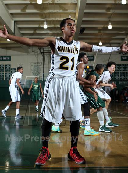 Thumbnail 3 in Bishop Montgomery vs. Long Beach Poly (Paul Pierce Classic)  photogallery.
