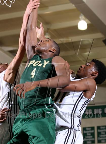 Thumbnail 3 in Bishop Montgomery vs. Long Beach Poly (Paul Pierce Classic)  photogallery.