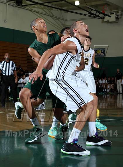 Thumbnail 2 in Bishop Montgomery vs. Long Beach Poly (Paul Pierce Classic)  photogallery.