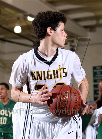 Thumbnail 1 in Bishop Montgomery vs. Long Beach Poly (Paul Pierce Classic)  photogallery.