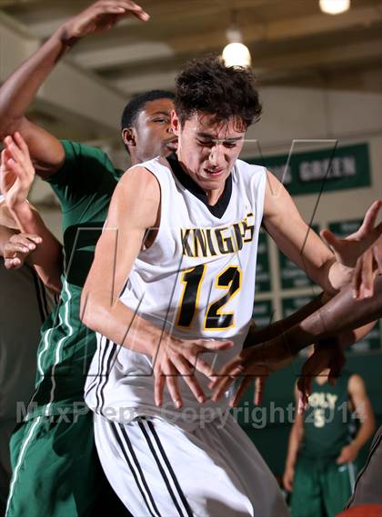 Thumbnail 1 in Bishop Montgomery vs. Long Beach Poly (Paul Pierce Classic)  photogallery.