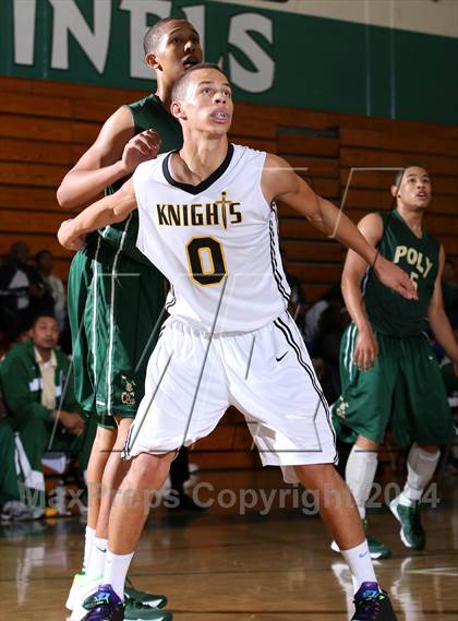 Thumbnail 2 in Bishop Montgomery vs. Long Beach Poly (Paul Pierce Classic)  photogallery.