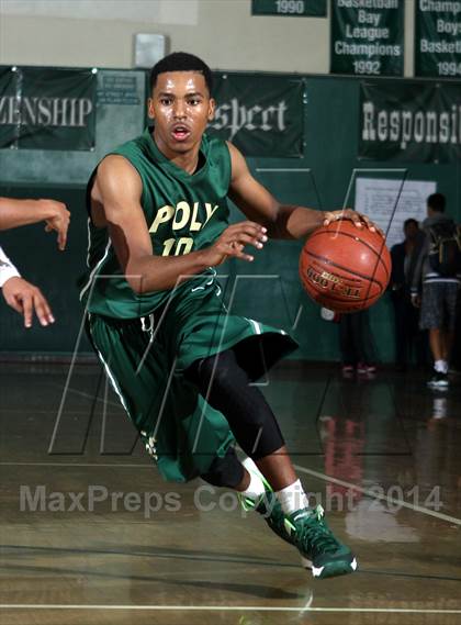 Thumbnail 2 in Bishop Montgomery vs. Long Beach Poly (Paul Pierce Classic)  photogallery.