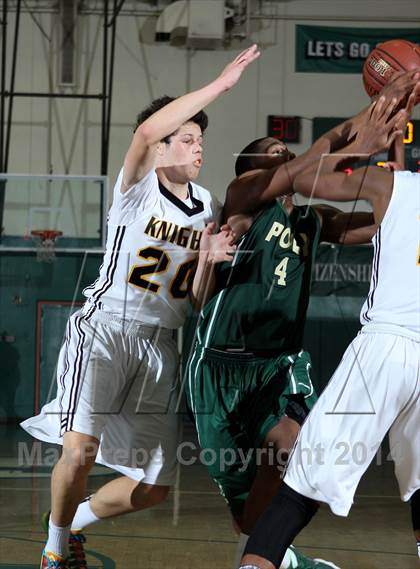 Thumbnail 2 in Bishop Montgomery vs. Long Beach Poly (Paul Pierce Classic)  photogallery.