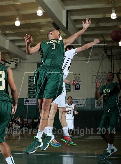 Thumbnail 1 in Bishop Montgomery vs. Long Beach Poly (Paul Pierce Classic)  photogallery.