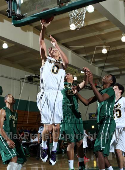 Thumbnail 2 in Bishop Montgomery vs. Long Beach Poly (Paul Pierce Classic)  photogallery.