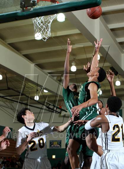 Thumbnail 3 in Bishop Montgomery vs. Long Beach Poly (Paul Pierce Classic)  photogallery.