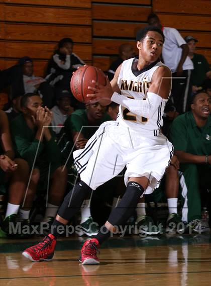 Thumbnail 1 in Bishop Montgomery vs. Long Beach Poly (Paul Pierce Classic)  photogallery.