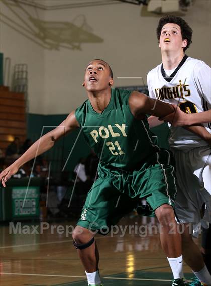 Thumbnail 3 in Bishop Montgomery vs. Long Beach Poly (Paul Pierce Classic)  photogallery.