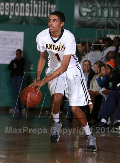 Thumbnail 1 in Bishop Montgomery vs. Long Beach Poly (Paul Pierce Classic)  photogallery.