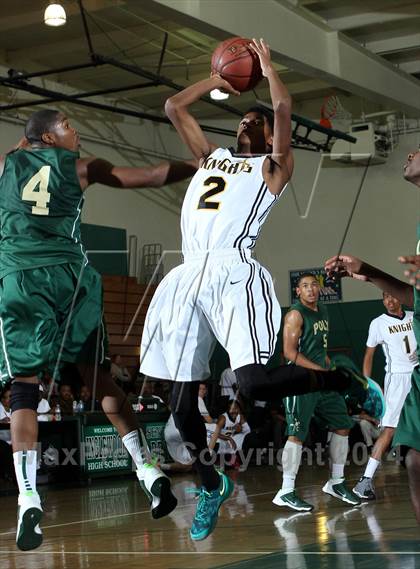 Thumbnail 1 in Bishop Montgomery vs. Long Beach Poly (Paul Pierce Classic)  photogallery.