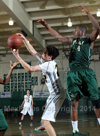 Thumbnail 1 in Bishop Montgomery vs. Long Beach Poly (Paul Pierce Classic)  photogallery.