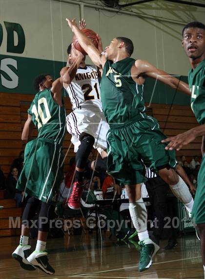Thumbnail 3 in Bishop Montgomery vs. Long Beach Poly (Paul Pierce Classic)  photogallery.