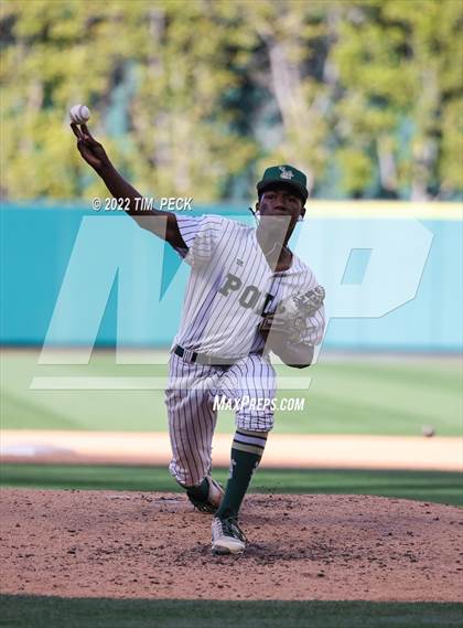 Thumbnail 1 in Long Beach Poly vs. Edison photogallery.