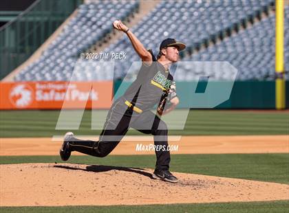 Thumbnail 2 in Long Beach Poly vs. Edison photogallery.