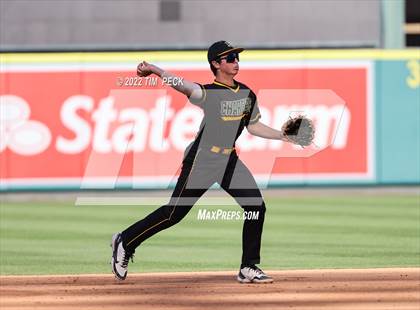 Thumbnail 1 in Long Beach Poly vs. Edison photogallery.