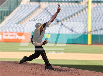 Thumbnail 3 in Long Beach Poly vs. Edison photogallery.