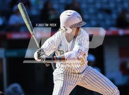 Thumbnail 1 in Long Beach Poly vs. Edison photogallery.