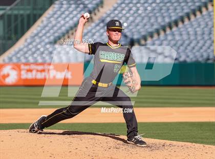 Thumbnail 2 in Long Beach Poly vs. Edison photogallery.