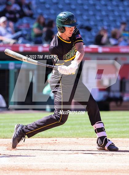 Thumbnail 2 in Long Beach Poly vs. Edison photogallery.