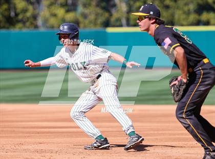 Thumbnail 3 in Long Beach Poly vs. Edison photogallery.