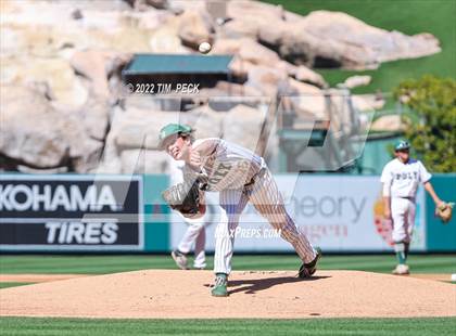 Thumbnail 3 in Long Beach Poly vs. Edison photogallery.